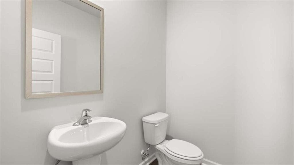 5 bedroom, 3 bathroom, 2,361 sq ft single family residence for sale at 11974 Aukerman Way, Hampton, GA 30228 — photo 9