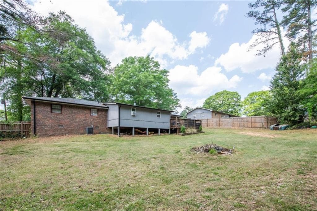 4 bedroom, 2 bathroom, 1,578 sq ft single family residence for sale at 303 Wildwood Drive, Dallas, GA 30132 — photo 7