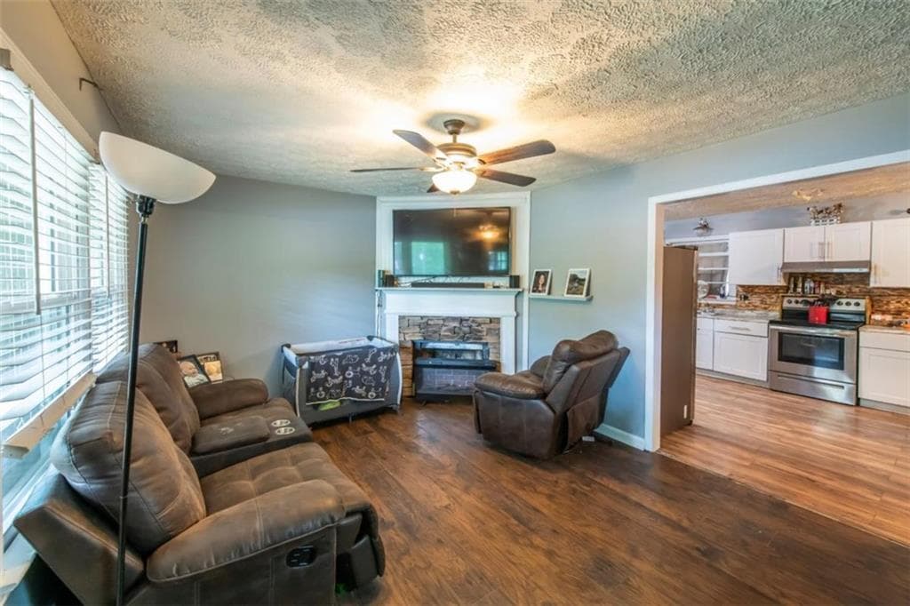 4 bedroom, 2 bathroom, 1,578 sq ft single family residence for sale at 303 Wildwood Drive, Dallas, GA 30132 — photo 10