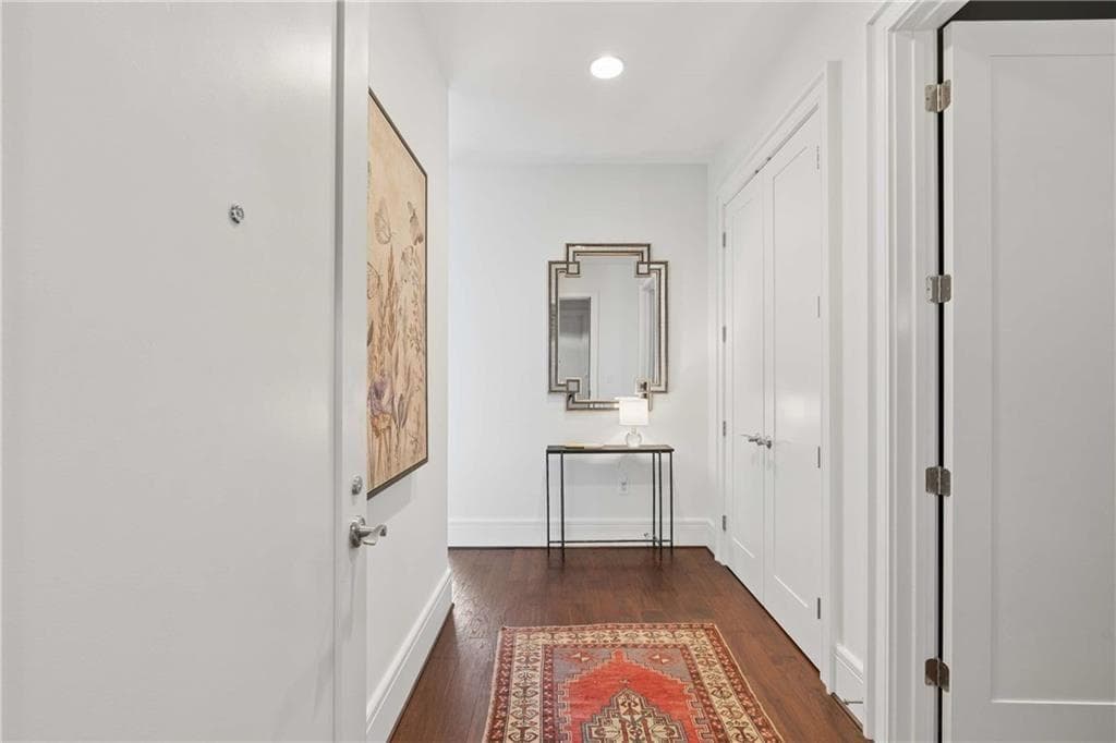 1 bedroom, 2 bathroom, 1,215 sq ft condominium for sale at 1065 Peachtree Street 3301, Atlanta, GA 30309 — photo 6