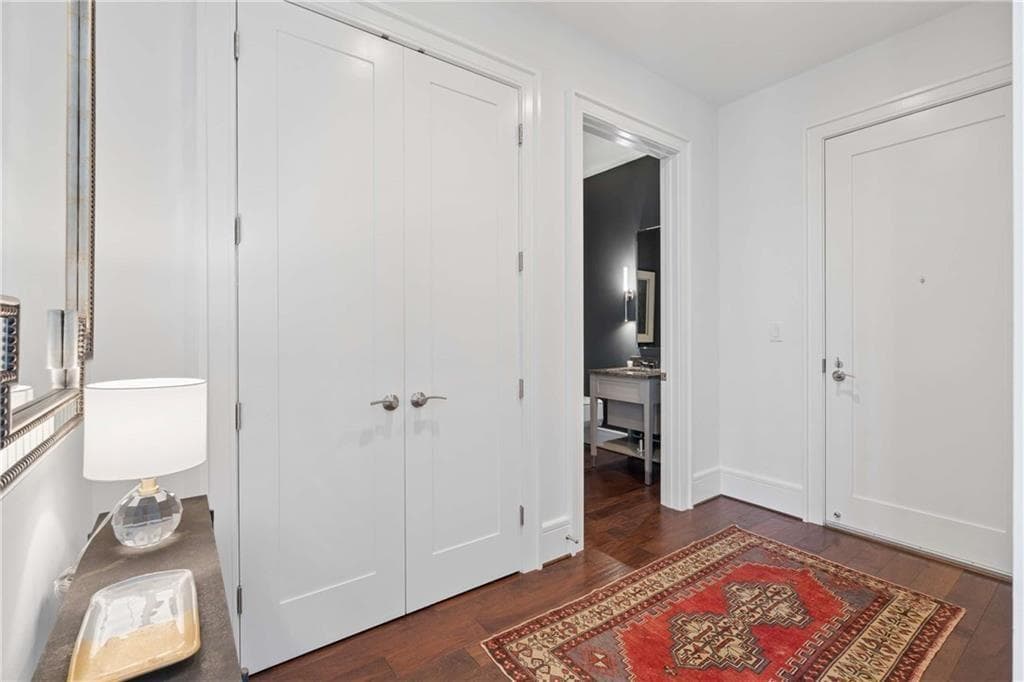 1 bedroom, 2 bathroom, 1,215 sq ft condominium for sale at 1065 Peachtree Street 3301, Atlanta, GA 30309 — photo 7