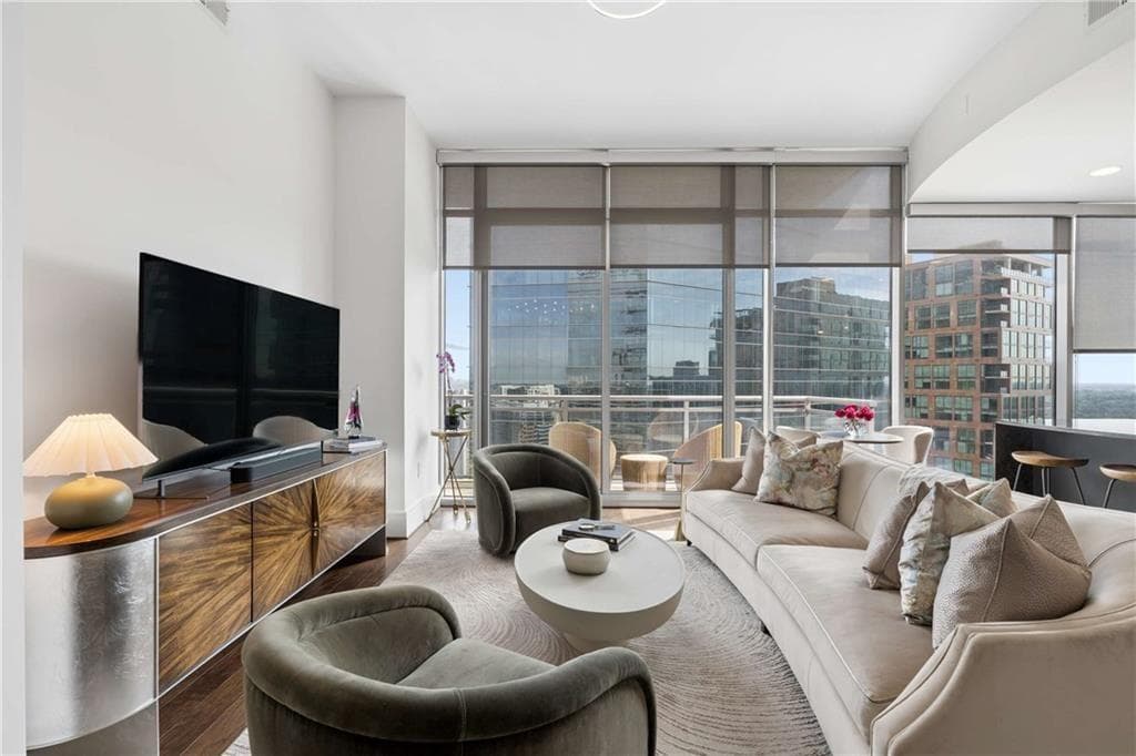 1 bedroom, 2 bathroom, 1,215 sq ft condominium for sale at 1065 Peachtree Street 3301, Atlanta, GA 30309 — photo 9