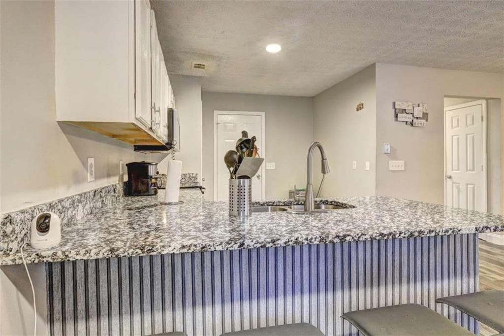 3 bedroom, 3 bathroom, 1,112 sq ft townhouse for sale at 7706 Bernardo Drive, Riverdale, GA 30296 — photo 7