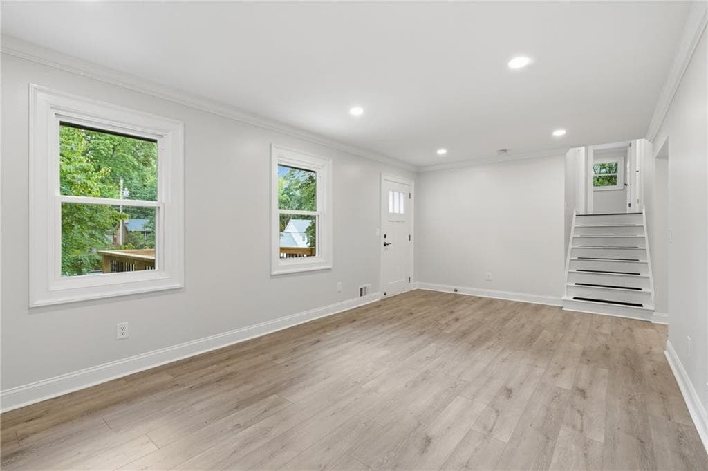 3 bedroom, 2 bathroom, 1,308 sq ft single family residence for sale at 2420 Red Fox Run, Acworth, GA 30101 — photo 3