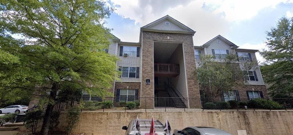 3 bedroom, 2 bathroom condominium for rent at 2102 Par Three Way, Lithonia, GA 30038 for $1,500 a month