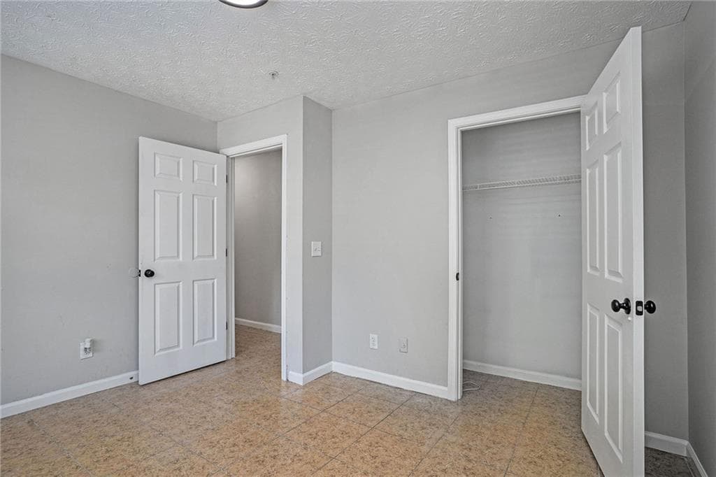 3 bedroom, 2 bathroom condominium for rent at 2102 Par Three Way, Lithonia, GA 30038 for $1,500 a month — photo 7