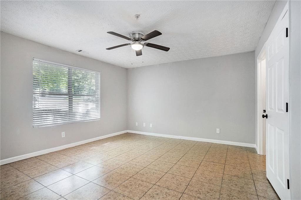 3 bedroom, 2 bathroom condominium for rent at 2102 Par Three Way, Lithonia, GA 30038 for $1,500 a month — photo 10