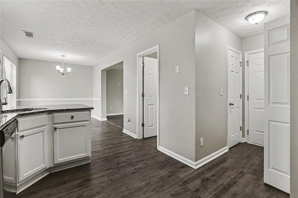 3 bedroom, 3 bathroom, 1,540 sq ft single family residence for sale at 519 Carlton Pointe Drive, Palmetto, GA 30268 — photo 5