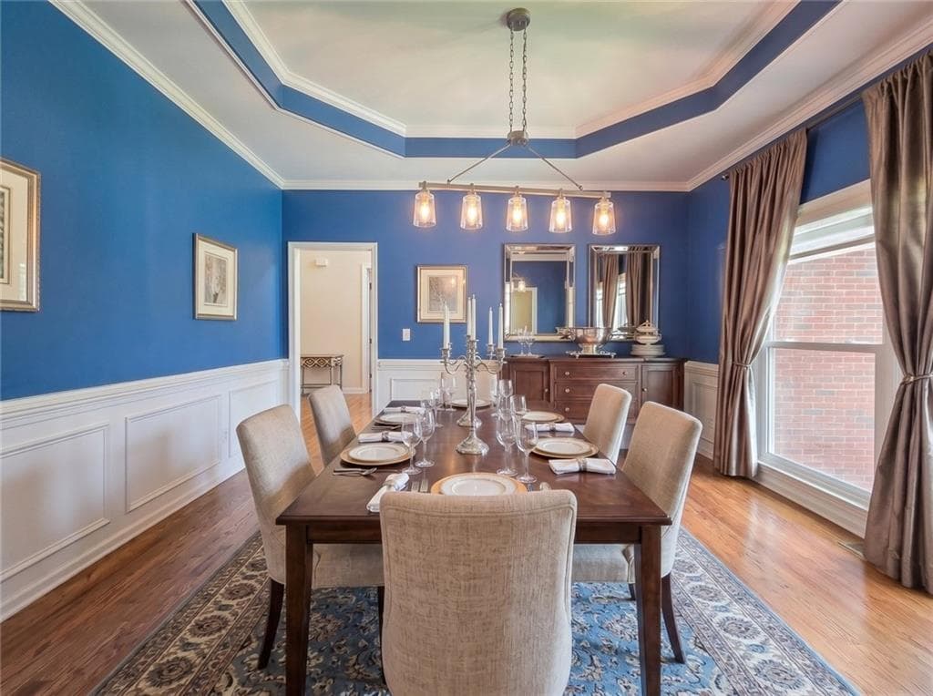 4 bedroom, 5 bathroom, 4,352 sq ft single family residence for sale at 1475 Barrett Place Lane, Lawrenceville, GA 30043 — photo 8