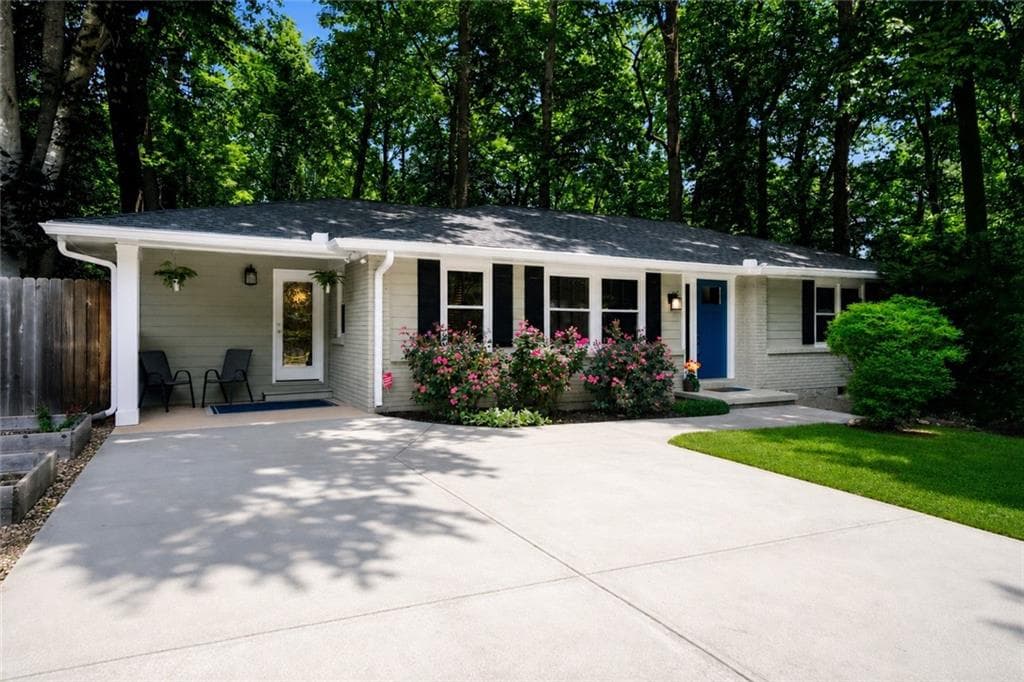 3 bedroom, 2 bathroom, 1,503 sq ft single family residence sold at 2656 Harrington Drive, Decatur, GA 30033