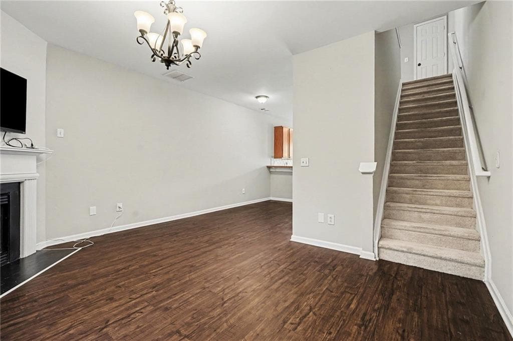 2 bedroom, 2 bathroom, 1,634 sq ft townhouse for sale at 3158 Mill Springs Circle, Buford, GA 30519 — photo 4