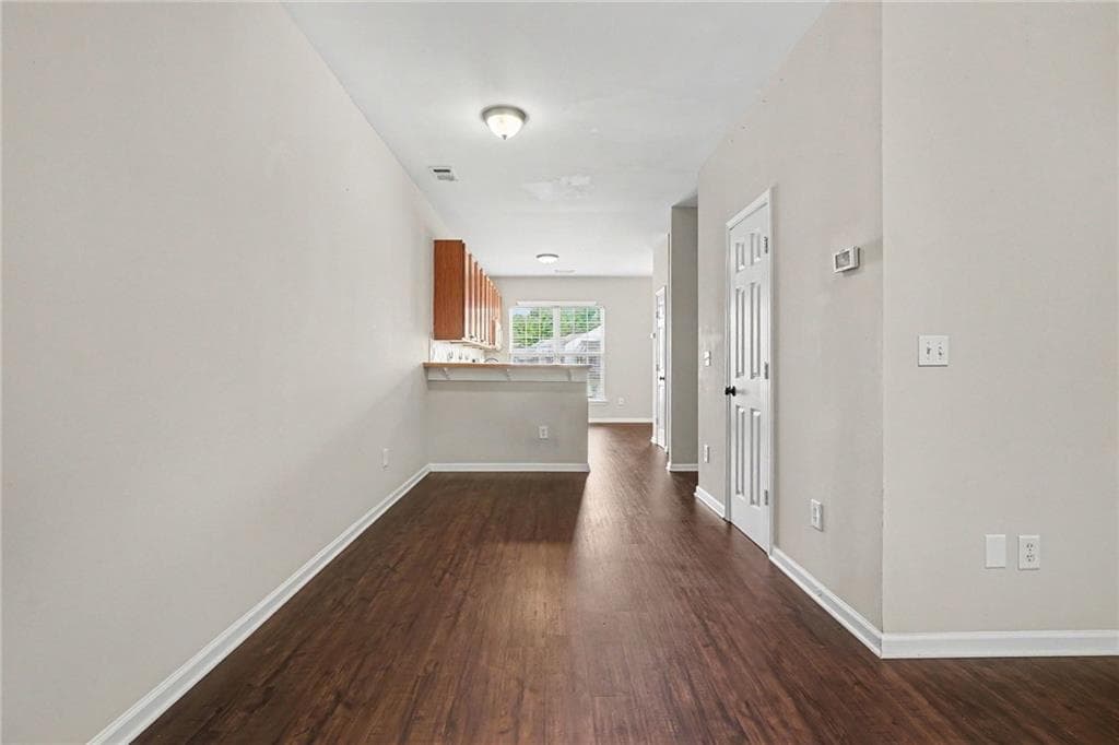 2 bedroom, 2 bathroom, 1,634 sq ft townhouse for sale at 3158 Mill Springs Circle, Buford, GA 30519 — photo 6