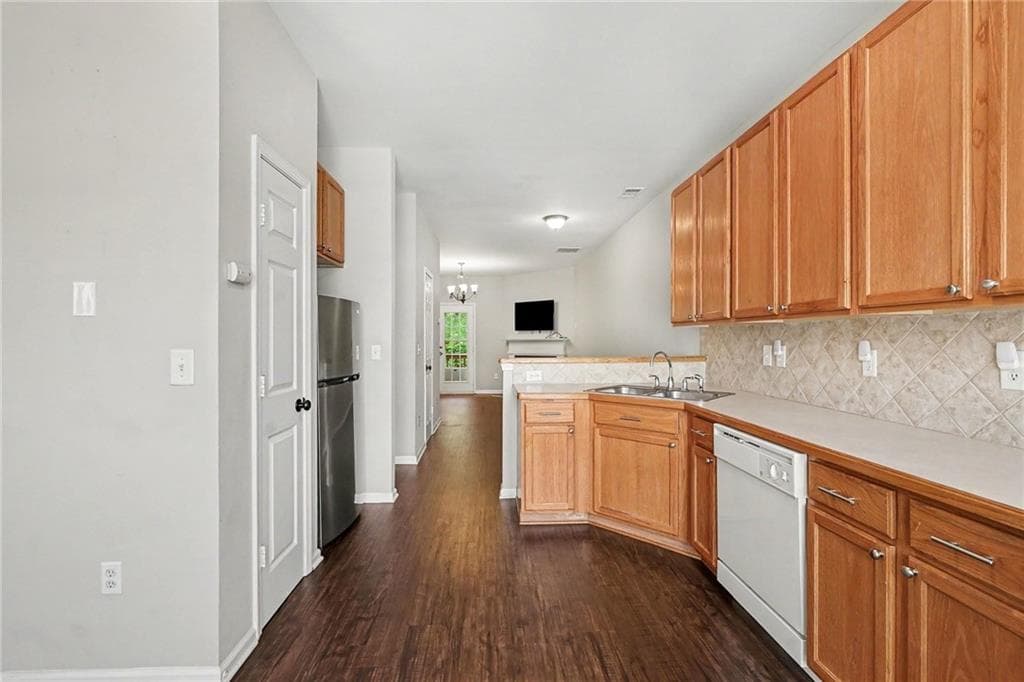 2 bedroom, 2 bathroom, 1,634 sq ft townhouse for sale at 3158 Mill Springs Circle, Buford, GA 30519 — photo 9