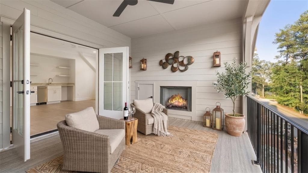 4 bedroom, 5 bathroom, 2,946 sq ft single family residence for sale at 135 Alcovy Terrace, Alpharetta, GA 30009 — photo 6