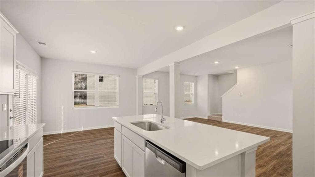 4 bedroom, 3 bathroom, 2,167 sq ft single family residence for sale at 11994 Aukerman Way, Hampton, GA 30228 — photo 10