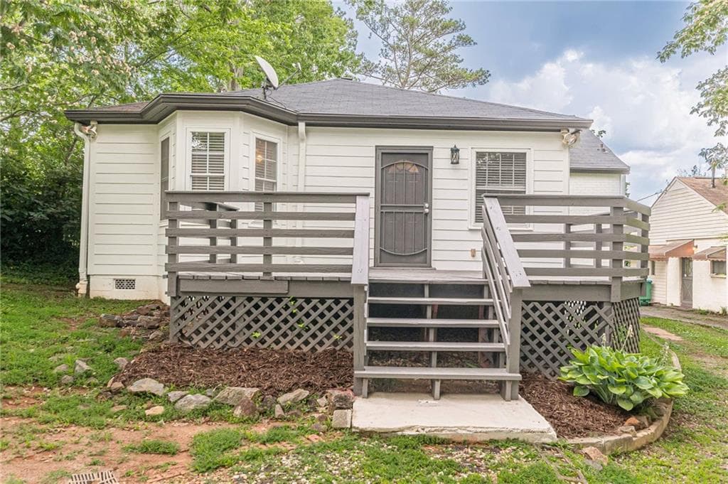 2 bedroom, 2 bathroom, 1,178 sq ft single family residence for sale at 3349 Old Jonesboro Road, Hapeville, GA 30354 — photo 3