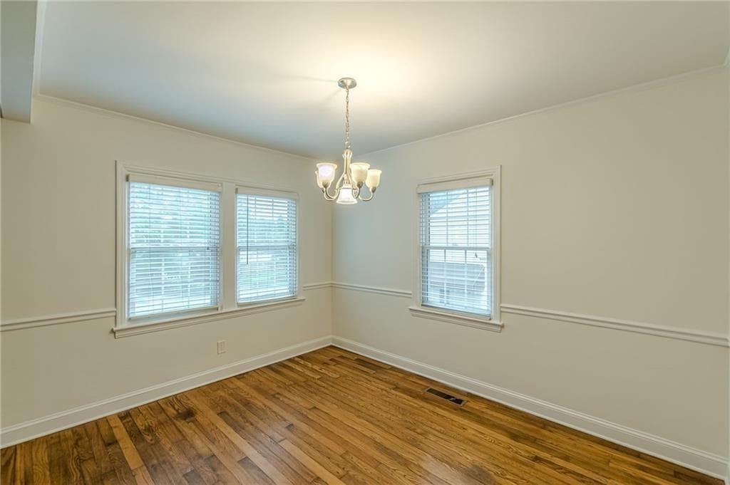 2 bedroom, 2 bathroom, 1,178 sq ft single family residence for sale at 3349 Old Jonesboro Road, Hapeville, GA 30354 — photo 8
