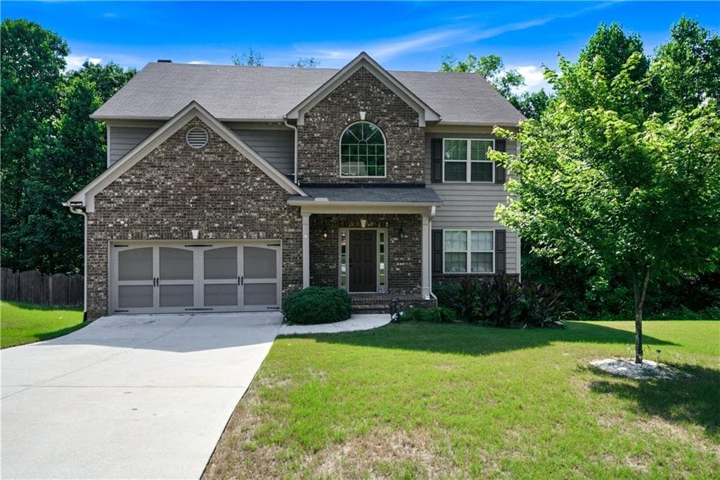 4 bedroom, 3 bathroom, 2,414 sq ft single family residence for rent at 1268 Mitford Lane, Dacula, GA 30019 for $3,400 a month — photo 2