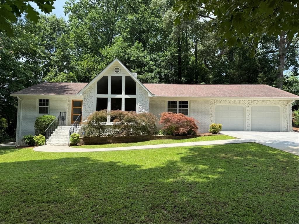 3 bedroom, 2 bathroom, 1,807 sq ft single family residence sold at 3750 Gann Road, Smyrna, GA 30082