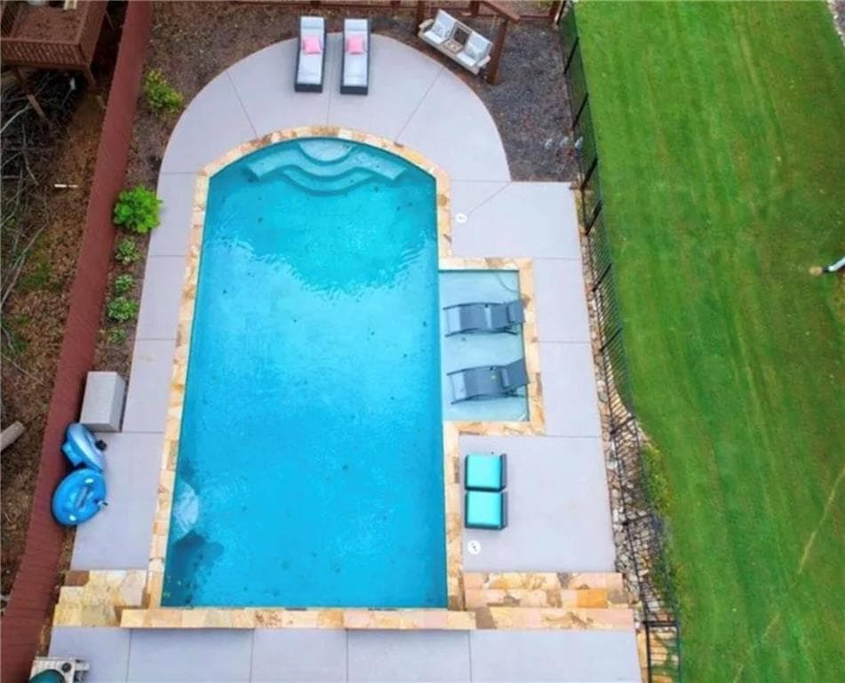 4 bedroom, 3 bathroom, 2,561 sq ft single family residence under contract at 121 Meadow Creek Circle, Bremen, GA 30110 — photo 5