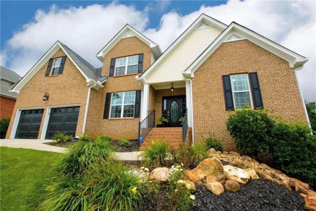 4 bedroom, 3 bathroom, 2,561 sq ft single family residence under contract at 121 Meadow Creek Circle, Bremen, GA 30110 — photo 2