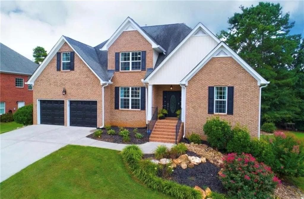 4 bedroom, 3 bathroom, 2,561 sq ft single family residence sold at 121 Meadow Creek Circle, Bremen, GA 30110