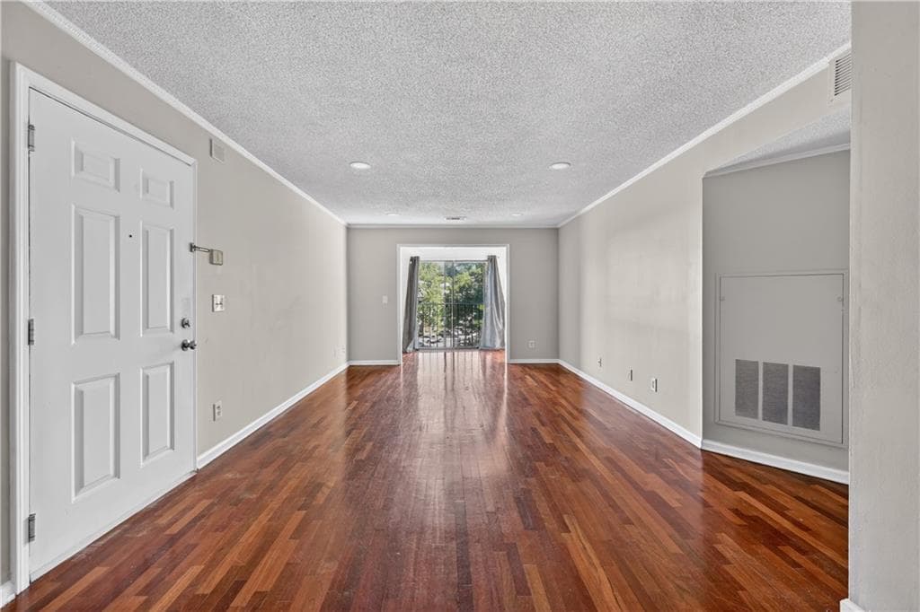 2 bedroom, 2 bathroom, 949 sq ft condominium for rent at 2657 Lenox Road H-110, Atlanta, GA 30324 for $1,650 a month — photo 4