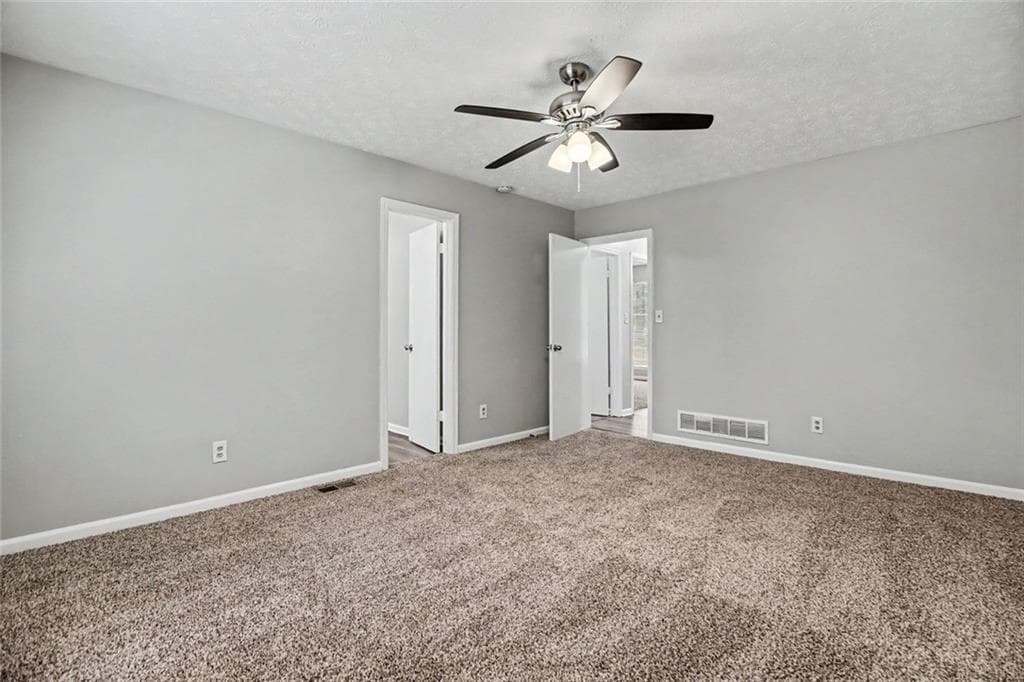 3 bedroom, 2 bathroom, 1,408 sq ft single family residence for sale at 9112 Raven Drive, Jonesboro, GA 30238 — photo 10