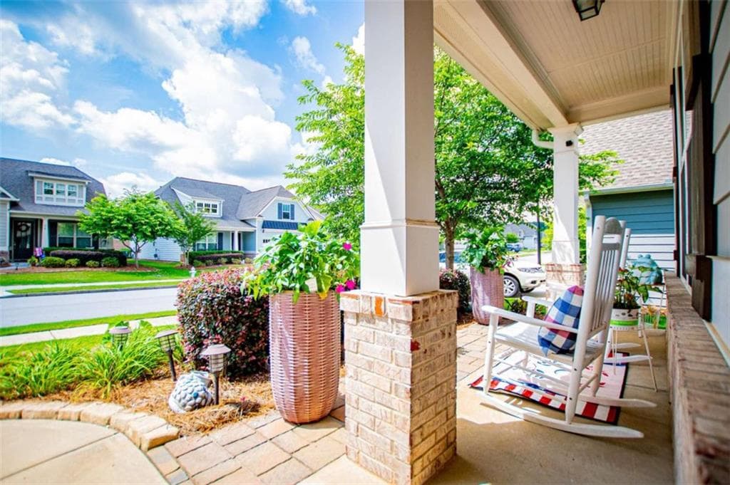 4 bedroom, 3 bathroom, 2,261 sq ft single family residence for sale at 82 Champions Xing, Villa Rica, GA 30180 — photo 8