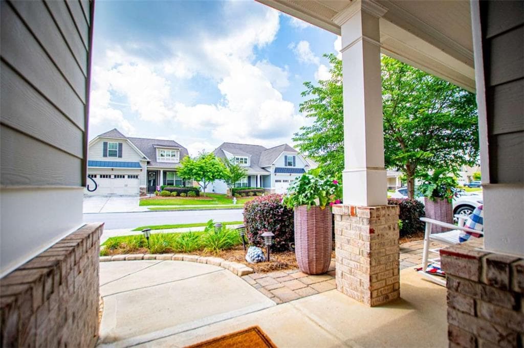 4 bedroom, 3 bathroom, 2,261 sq ft single family residence for sale at 82 Champions Xing, Villa Rica, GA 30180 — photo 9