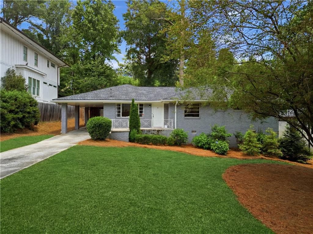 3 bedroom, 2 bathroom, 1,910 sq ft single family residence sold at 1447 Brook Valley Lane, Atlanta, GA 30324