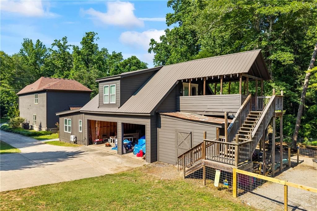 7 bedroom, 7 bathroom, 3,171 sq ft single family residence for sale at 9315 Meadow Brook Drive, Gainesville, GA 30506 — photo 9