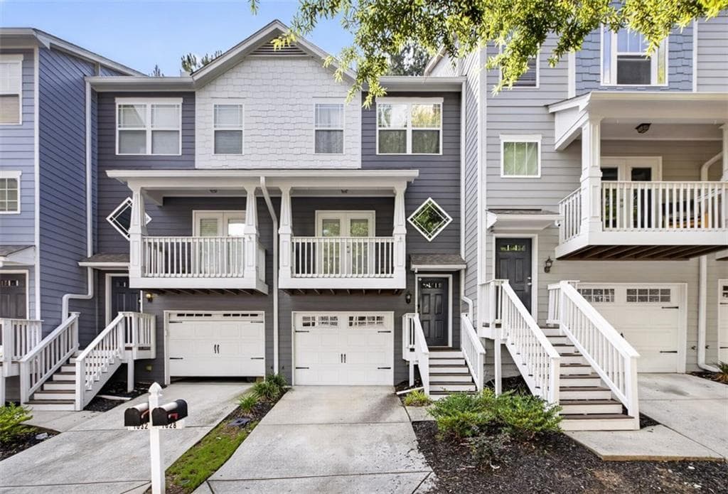 3 bedroom, 4 bathroom, 1,326 sq ft townhouse for sale at 1028 Liberty Parkway # 203, Atlanta, GA 30318 — photo 1 of 55