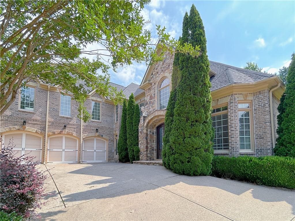 5 bedroom, 6 bathroom, 5,594 sq ft single family residence sold at 8730 Sawgrass Way, Duluth, GA 30097