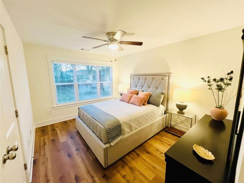 4 bedroom, 3 bathroom, 1,661 sq ft single family residence for sale at 445 Griffin Street, Atlanta, GA 30318 — photo 8