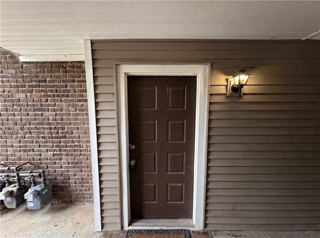 2 bedroom, 2 bathroom, 823 sq ft condominium for sale at 507 Barrington Hills Drive, Atlanta, GA 30350 — photo 4