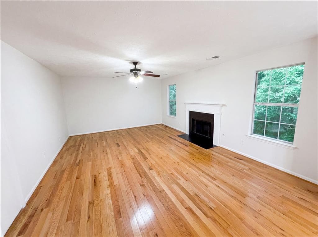 5 bedroom, 3 bathroom, 3,912 sq ft single family residence for sale at 1800 Ivy Stone Court, Buford, GA 30519 — photo 8