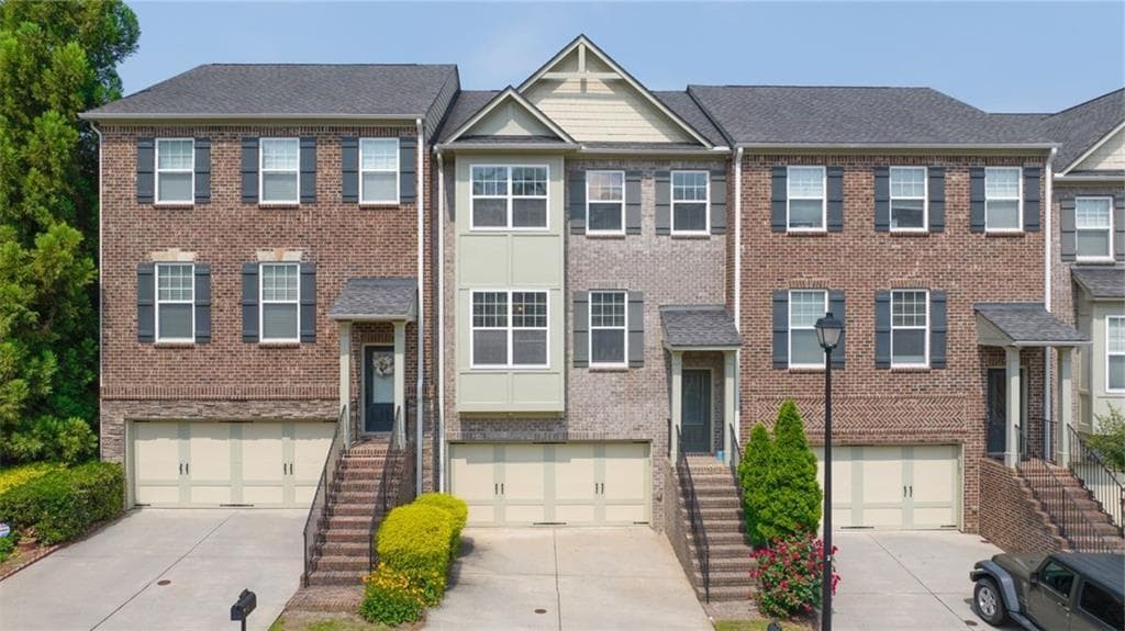 3 bedroom, 4 bathroom, 2,422 sq ft townhouse for rent at 3642 Gambrell Lane, Atlanta, GA 30319 for $3,750 a month — photo 2