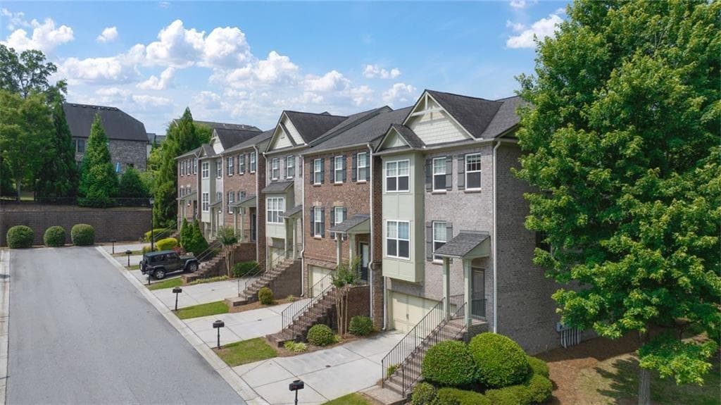3 bedroom, 4 bathroom, 2,422 sq ft townhouse for rent at 3642 Gambrell Lane, Atlanta, GA 30319 for $3,750 a month — photo 3