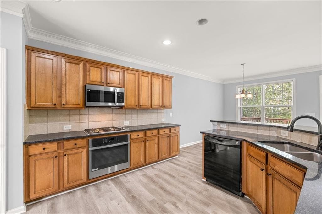 3 bedroom, 4 bathroom, 2,422 sq ft townhouse for rent at 3642 Gambrell Lane, Atlanta, GA 30319 for $3,750 a month — photo 10