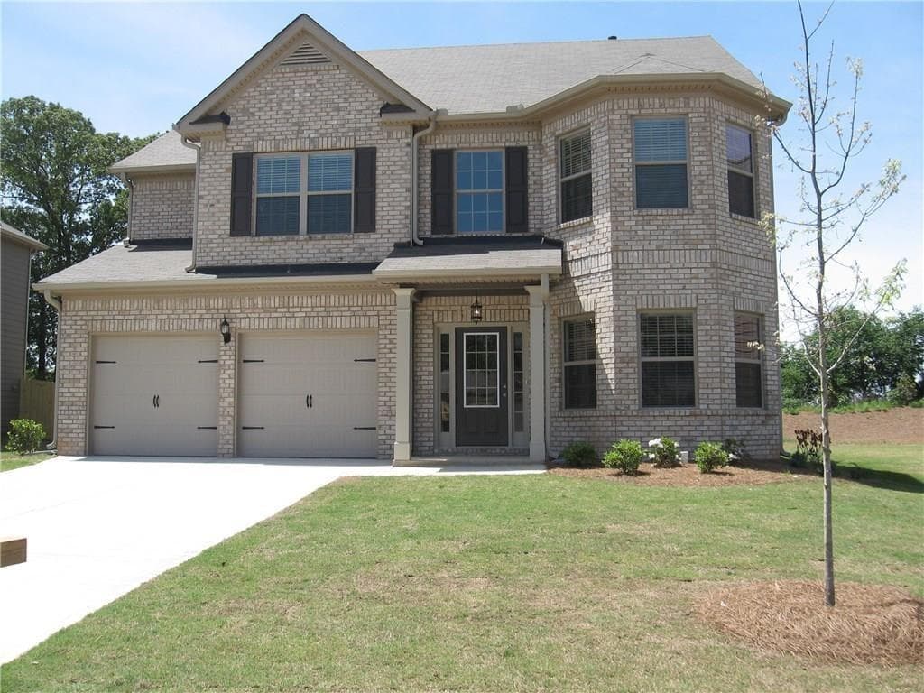 5 bedroom, 3 bathroom, 3,196 sq ft single family residence for rent at 5685 Banner Boulevard, Cumming, GA 30028 for $2,600 a month — photo 1 of 25