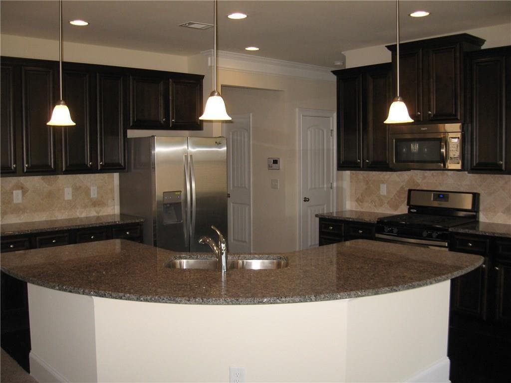 5 bedroom, 3 bathroom, 3,196 sq ft single family residence for rent at 5685 Banner Boulevard, Cumming, GA 30028 for $2,600 a month — photo 5