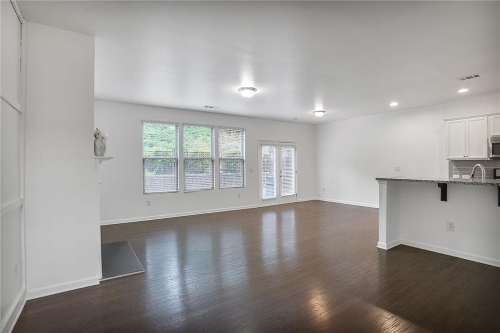 3 bedroom, 3 bathroom, 1,804 sq ft townhouse for rent at 268 Stone Park Drive, Woodstock, GA 30188 for $2,400 a month — photo 6