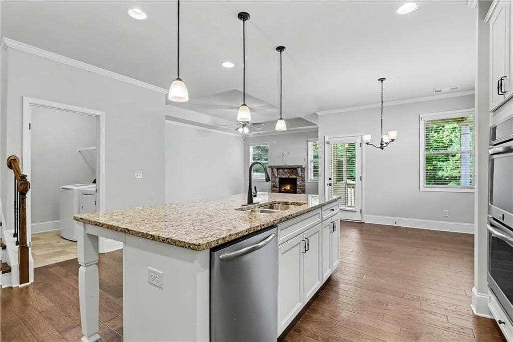 4 bedroom, 4 bathroom, 2,708 sq ft single family residence under contract at 5985 Carruth Lake Drive, Cumming, GA 30028 — photo 9