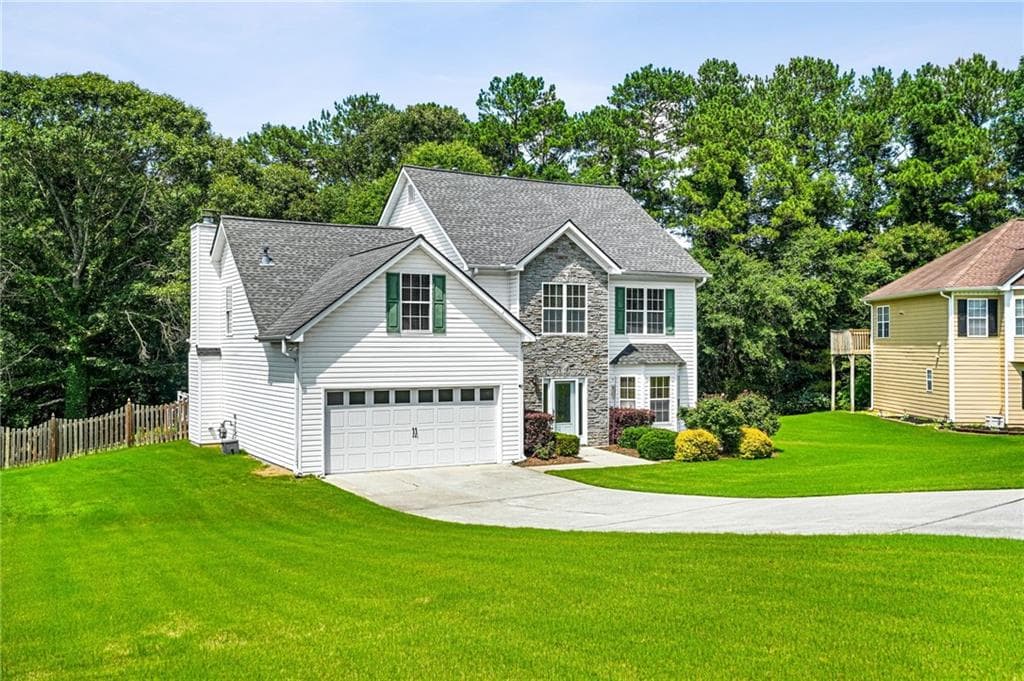 4 bedroom, 4 bathroom, 2,570 sq ft single family residence under contract at 1623 Cagle Court, Lawrenceville, GA 30045 — photo 3