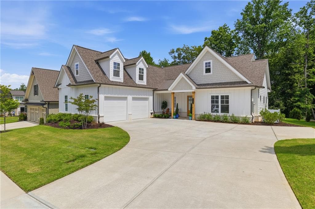 4 bedroom, 3 bathroom, 2,664 sq ft single family residence for sale at 7150 Bluebird Cove, Gainesville, GA 30506