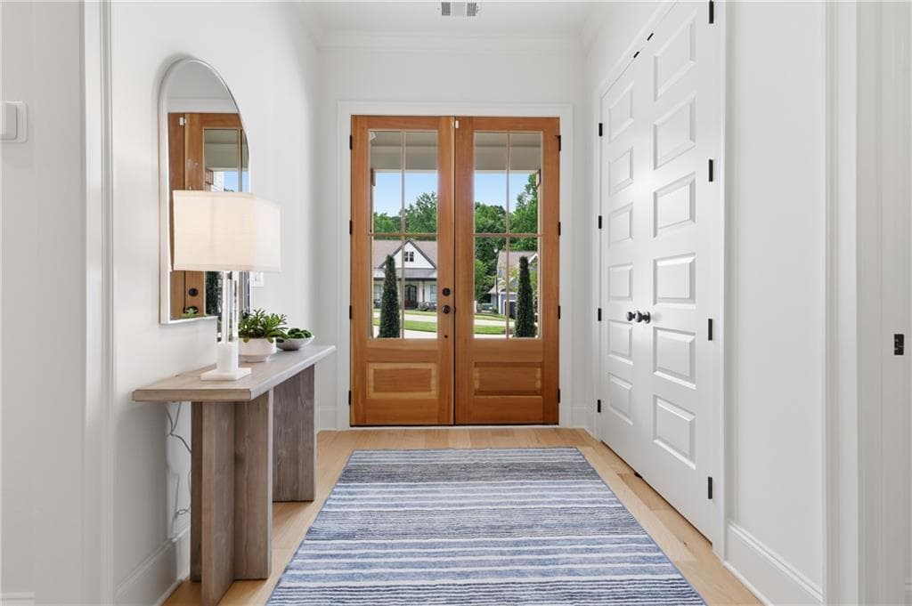 4 bedroom, 3 bathroom, 2,664 sq ft single family residence for sale at 7150 Bluebird Cove, Gainesville, GA 30506 — photo 5