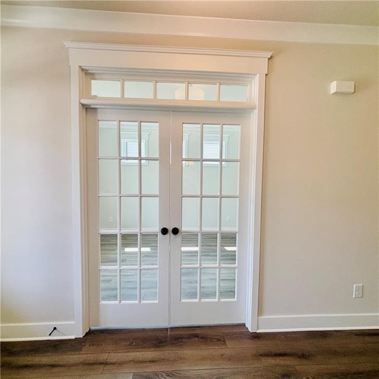 5 bedroom, 4 bathroom, 3,393 sq ft single family residence for sale at 518 Winding Rose Drive, Hoschton, GA 30548 — photo 3