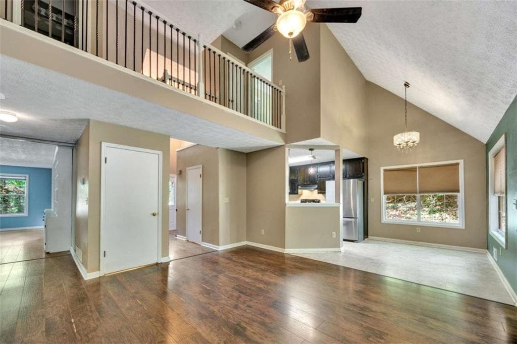 3 bedroom, 4 bathroom, 2,013 sq ft single family residence for sale at 432 Kimberly Court, Mcdonough, GA 30252 — photo 5
