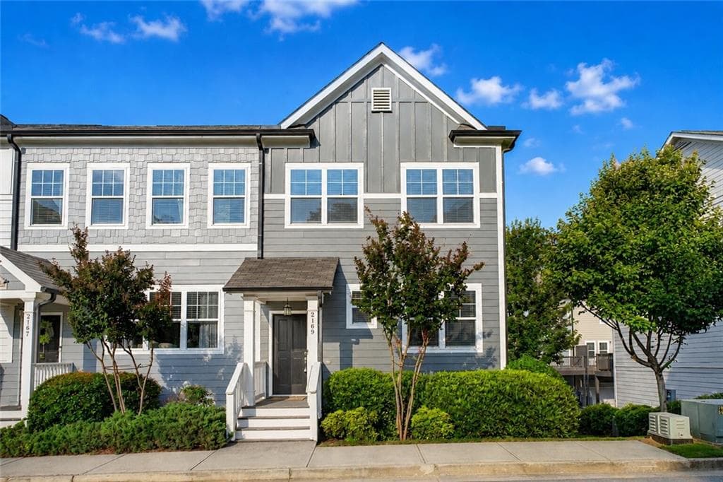 4 bedroom, 4 bathroom, 1,926 sq ft townhouse sold at 2169 Wiggins Walk, Atlanta, GA 30316